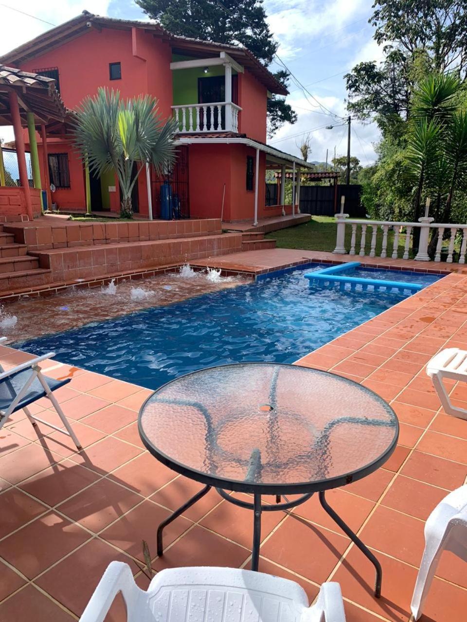 Finca Hotel La Bonita Guatapé Extérieur photo